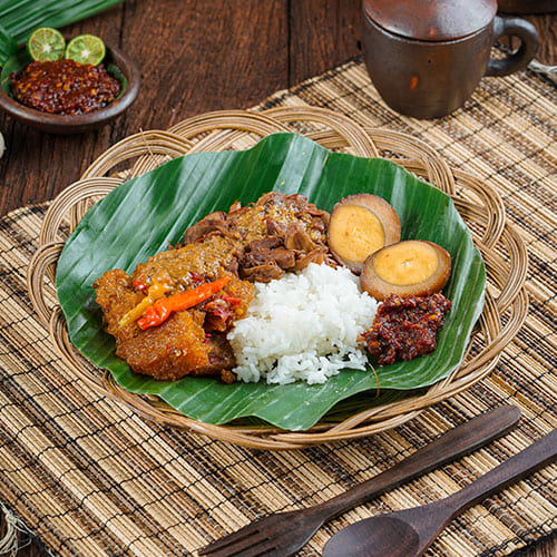 Nasi Gudeg Telur