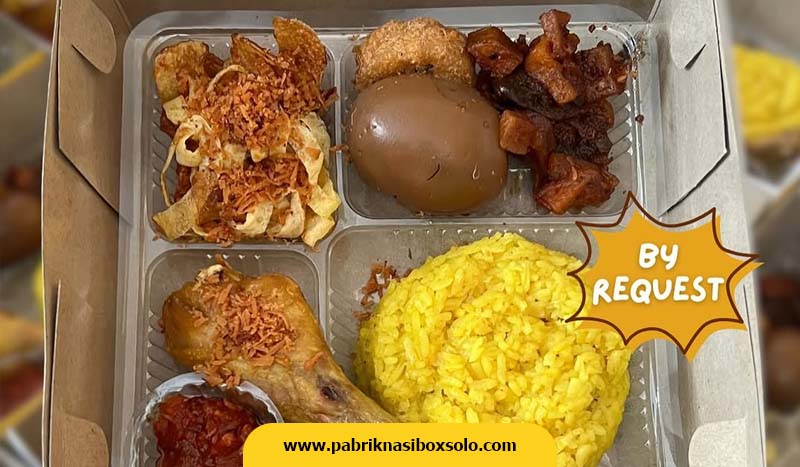 Pesan Nasi Kuning Solo